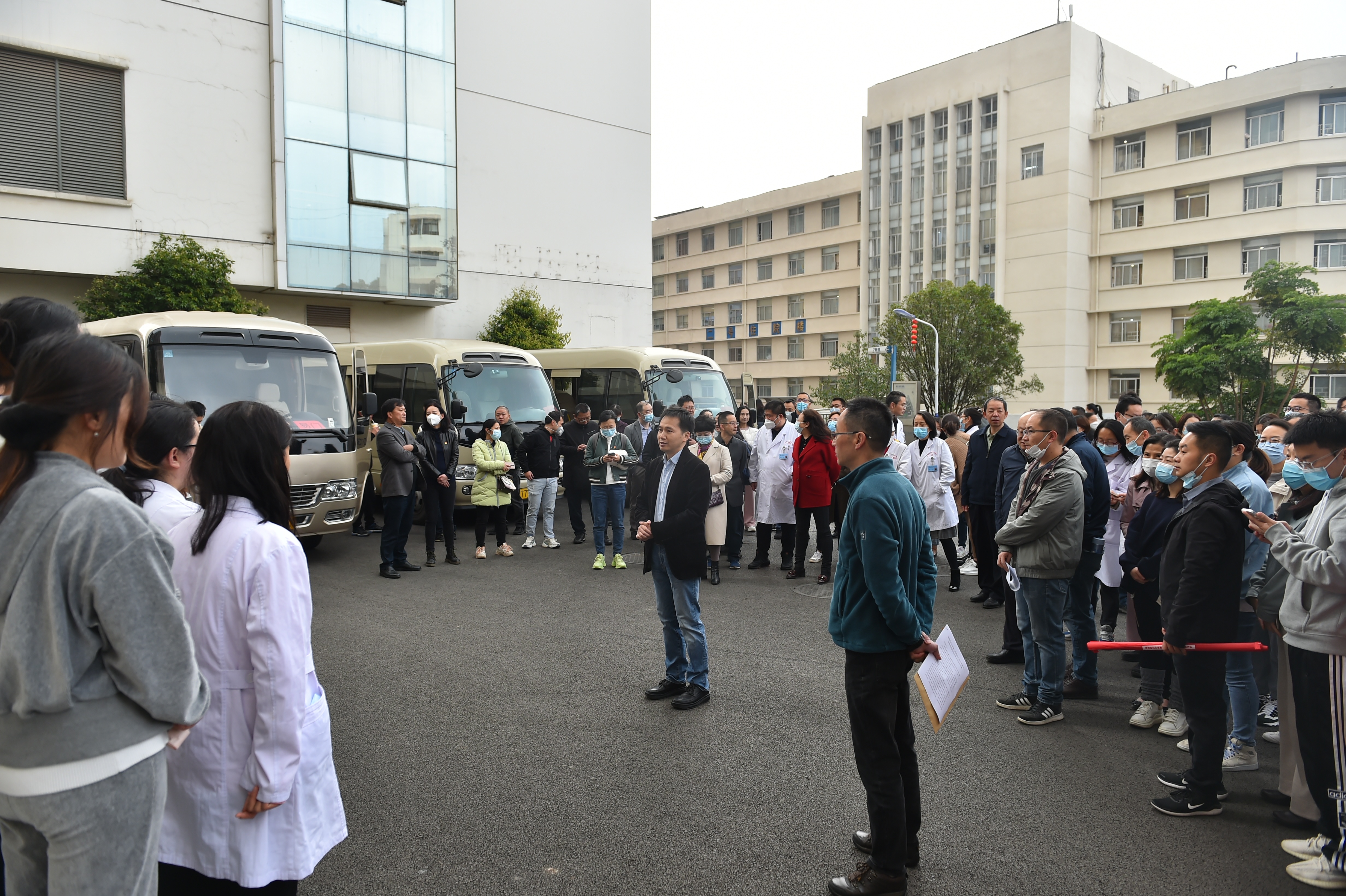 16790164005754.jpg 16790164005754.jpg