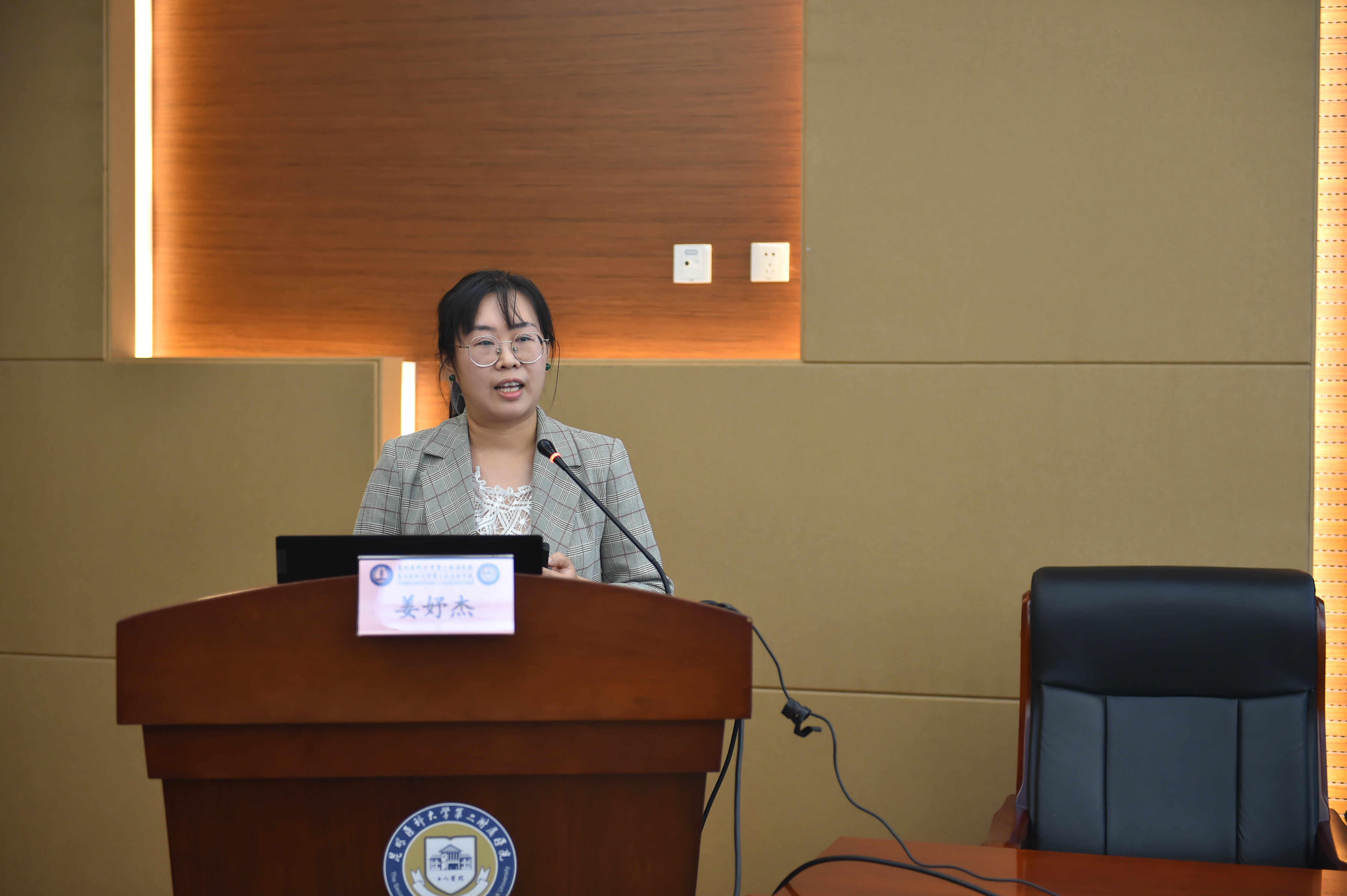 16953521411077.jpg 16953521411077.jpg