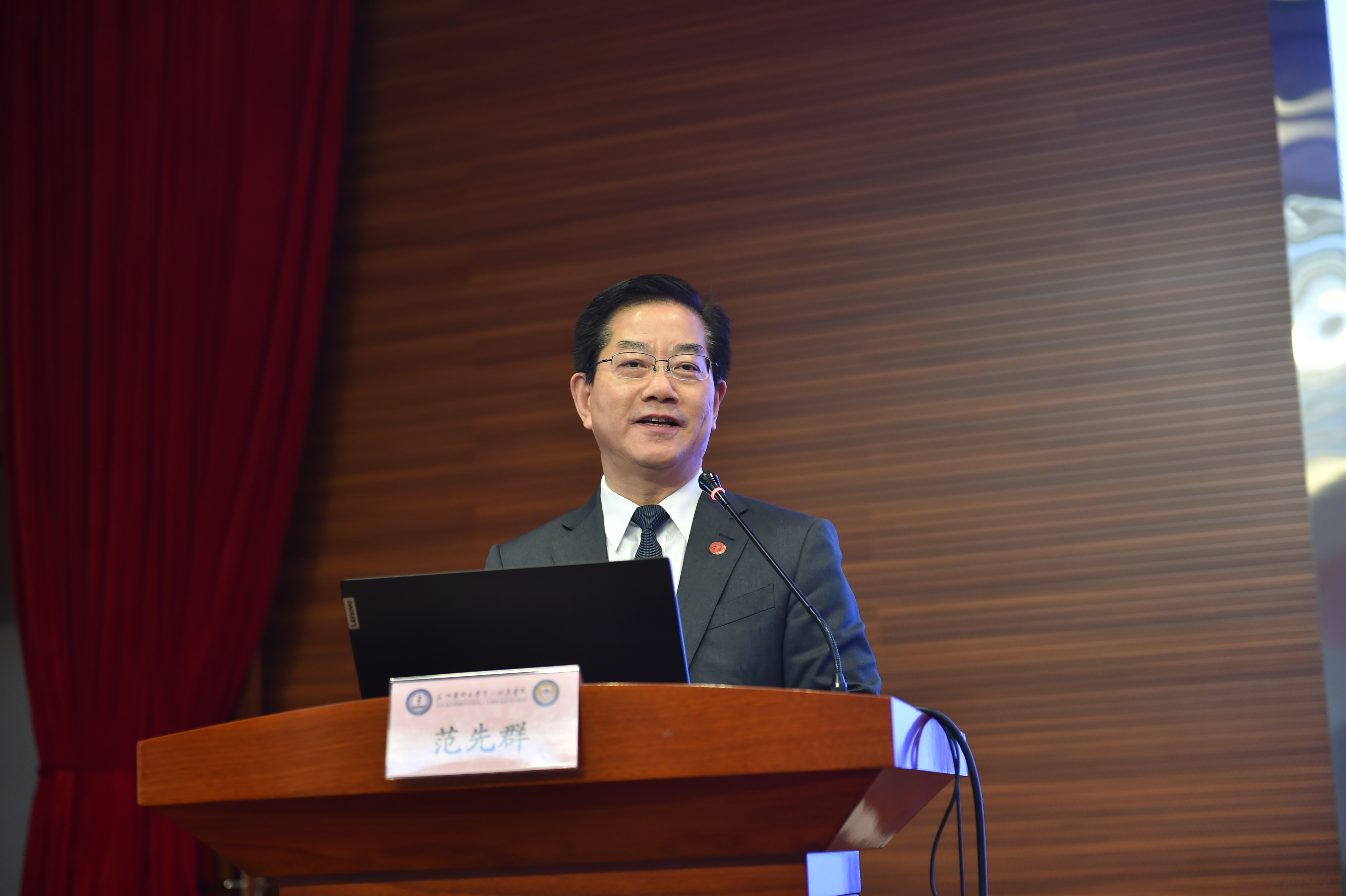 16976834477759.jpg 16976834477759.jpg