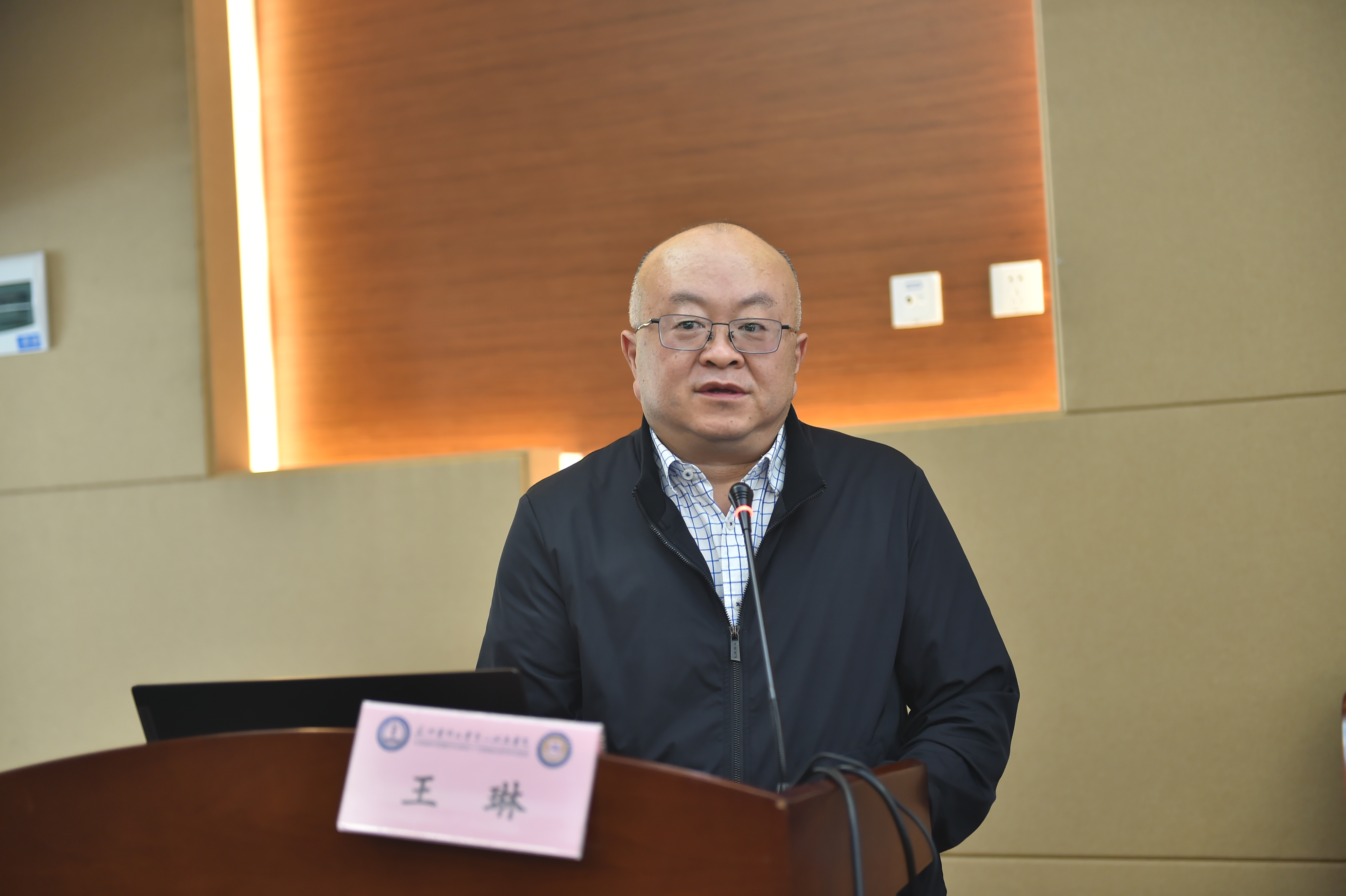 16998467278612.jpg 16998467278612.jpg