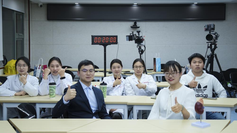 17527121743895.png 17527121743895.png